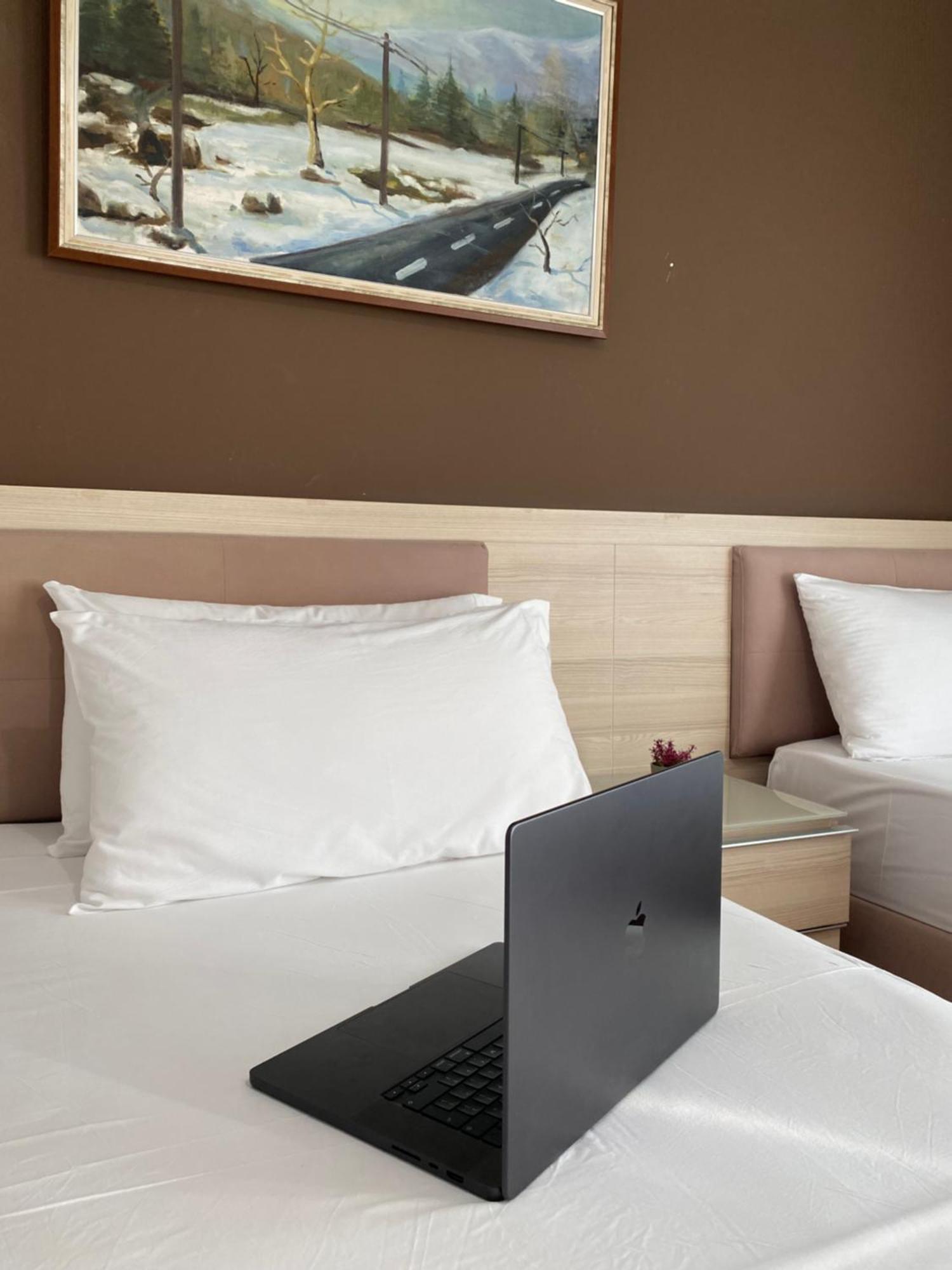 Hotel Bojko فلورا المظهر الخارجي الصورة